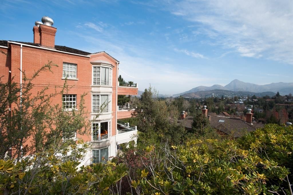 Cerca del colegio May flower